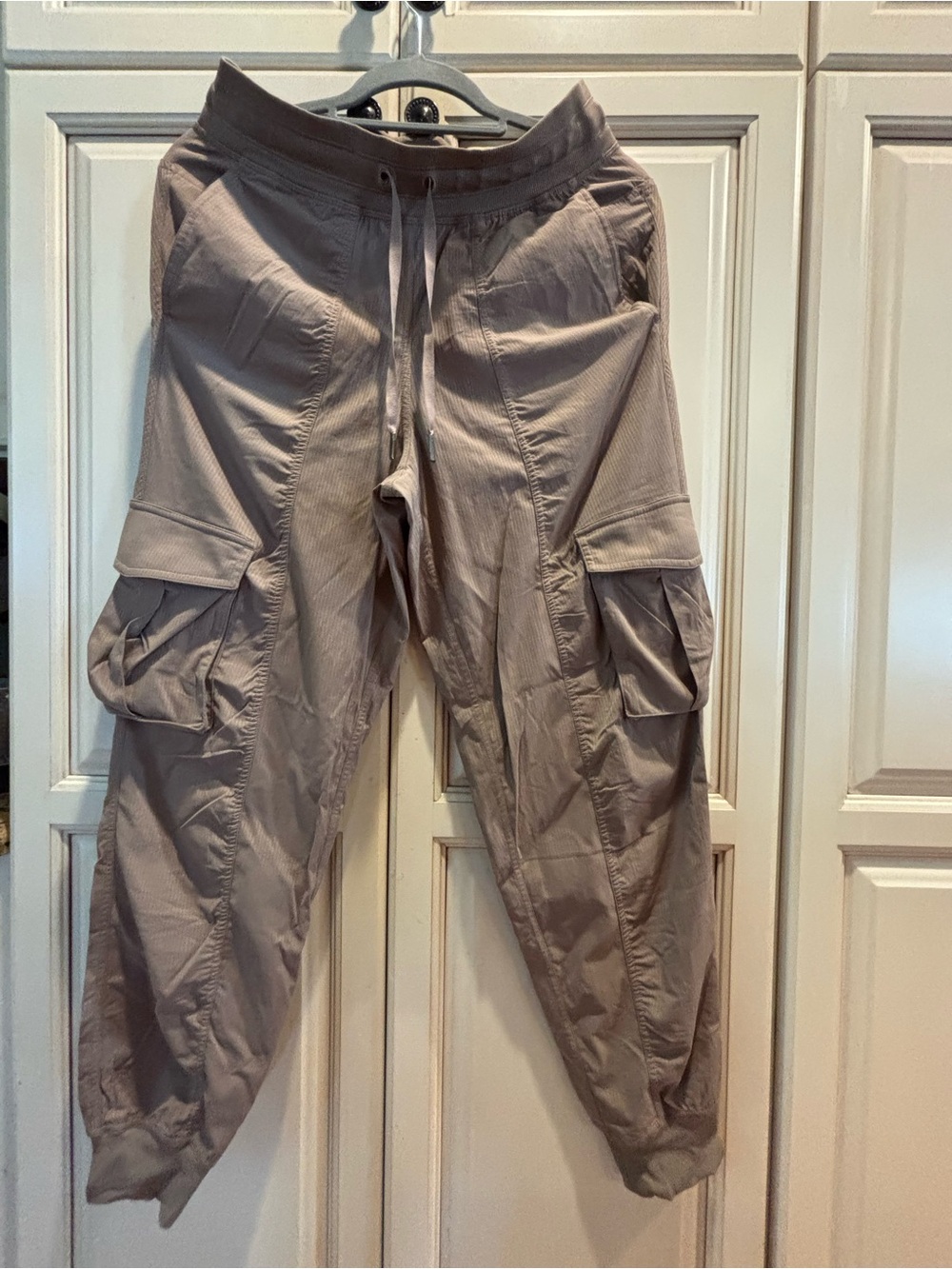Lululemon Dance Studio Relaxed-Fit Mid-Rise Cargo Jogger